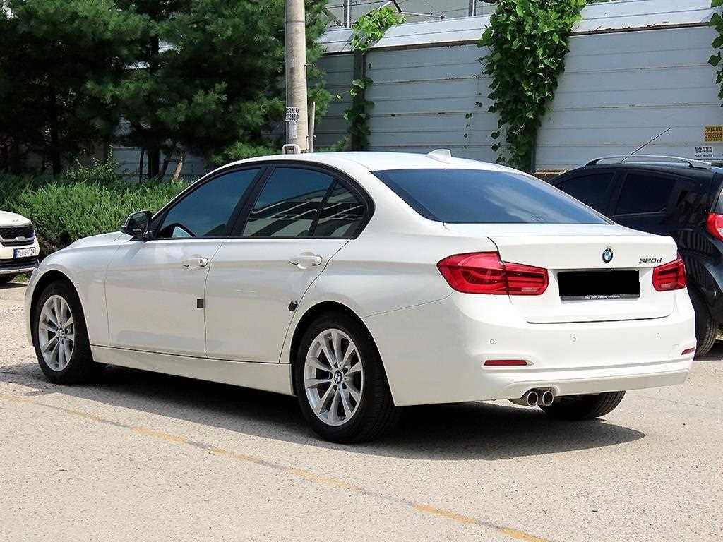 BMW 3-Series — photo 03