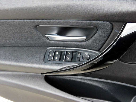 BMW 3-Series — photo 12