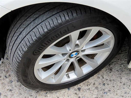 BMW 3-Series — photo 20