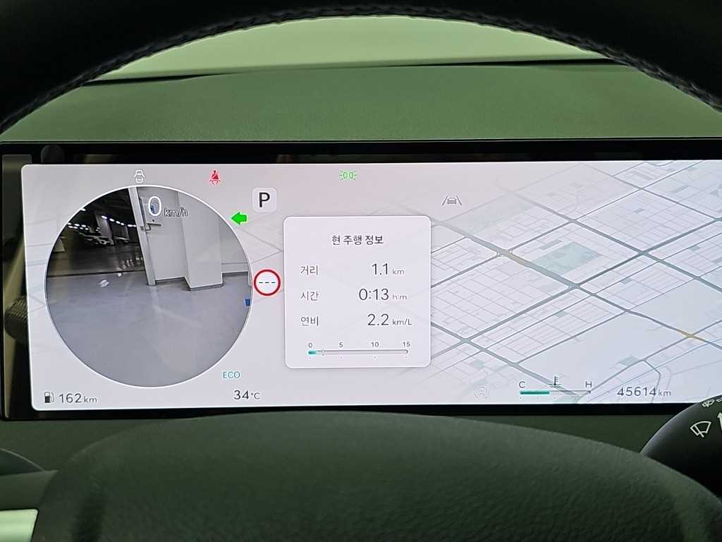 Genesis GV70 — photo 06
