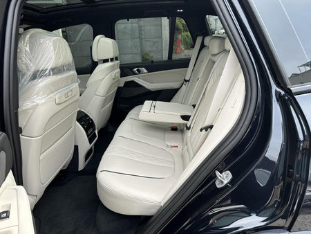BMW X5 — photo 08