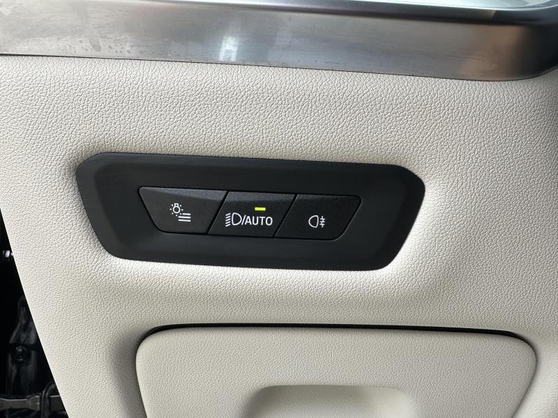 BMW X5 — photo 13