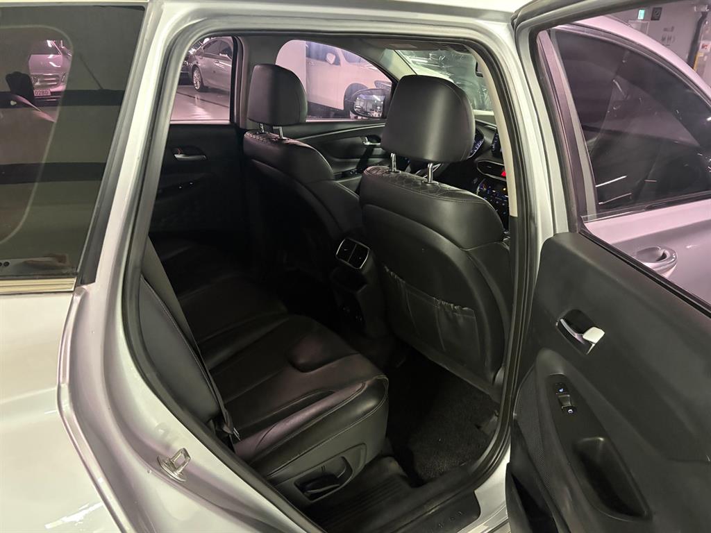 Hyundai Santafe — photo 15