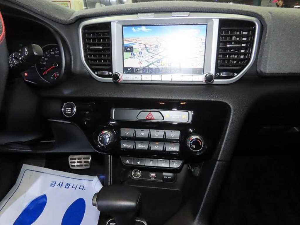 Kia Sportage — photo 11