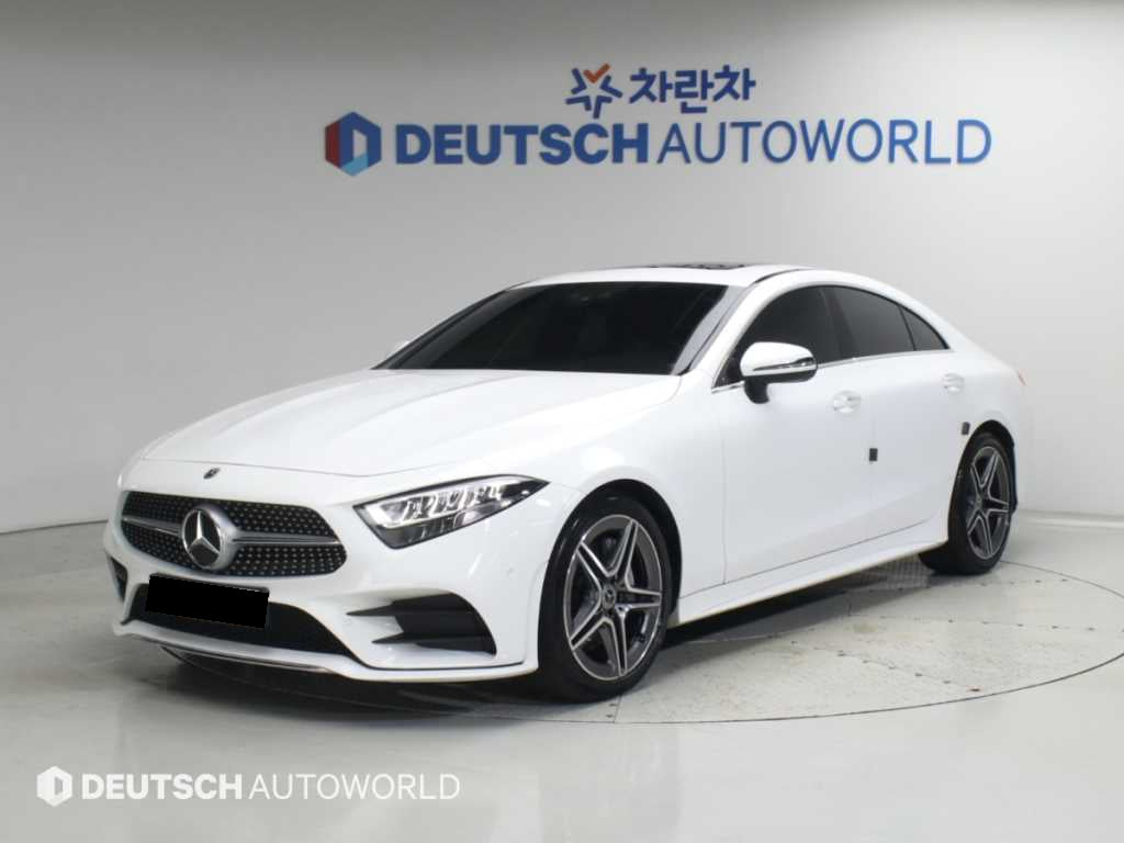 Mercedes-Benz CLS-Class — photo 01