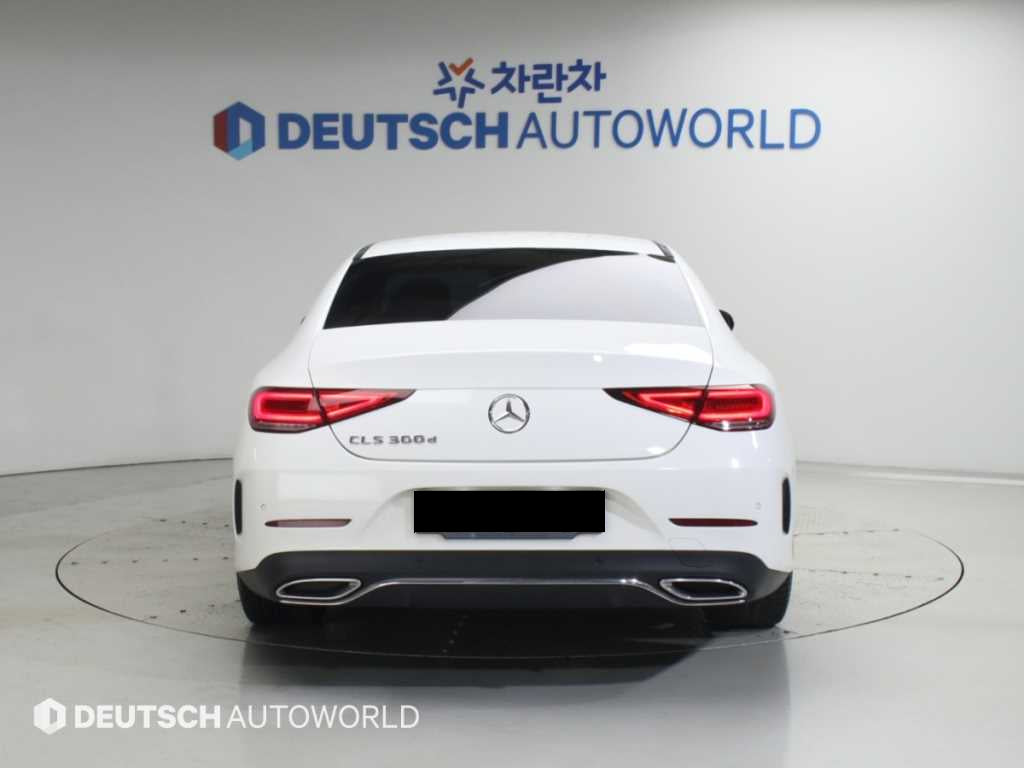 Mercedes-Benz CLS-Class — photo 04