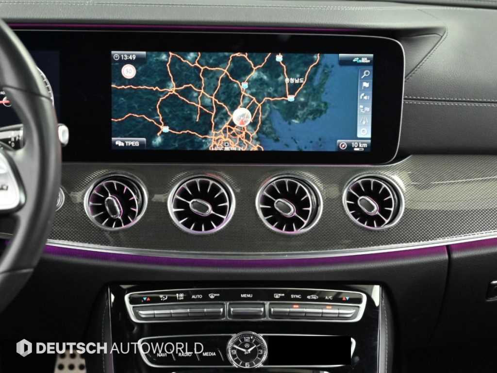 Mercedes-Benz CLS-Class — photo 14