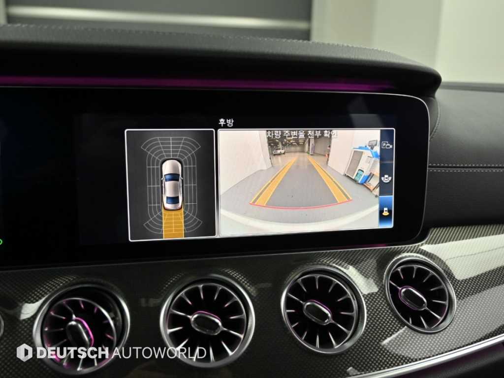 Mercedes-Benz CLS-Class — photo 15