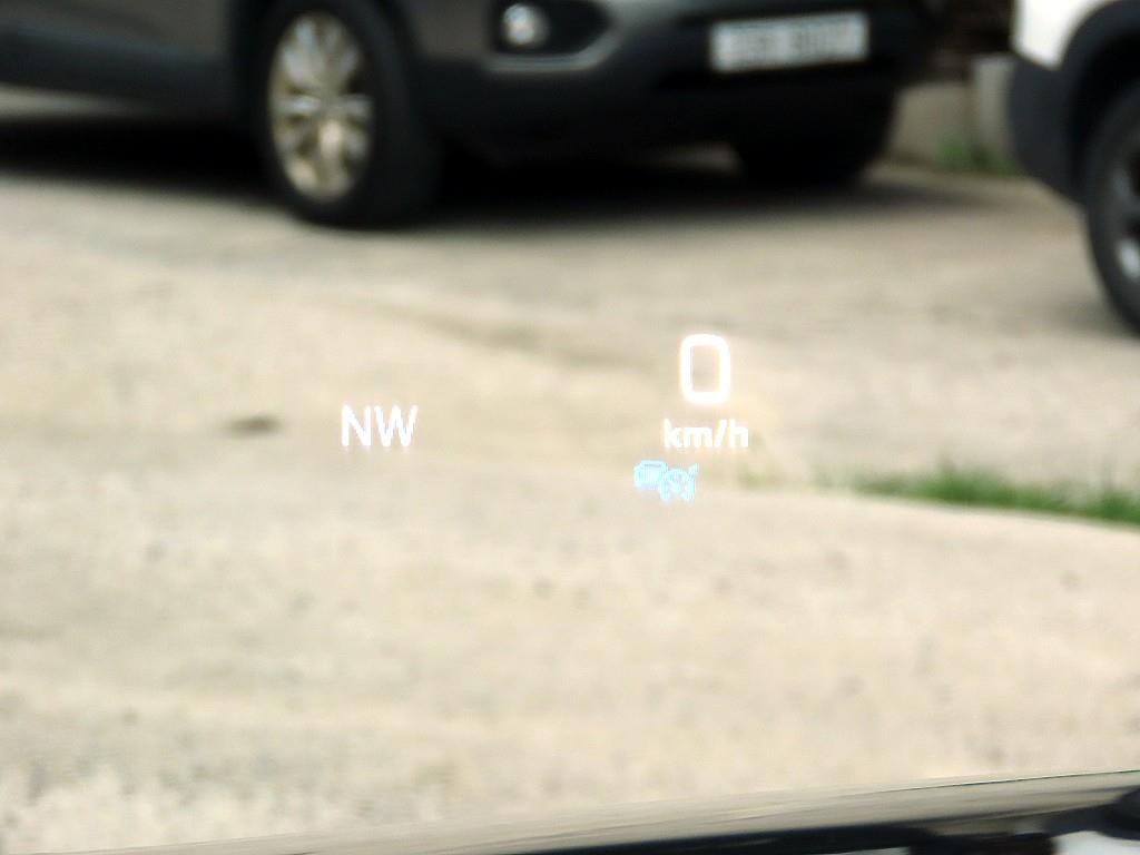 Mercedes-Benz S-Class — photo 10
