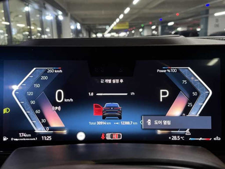 BMW X6 — photo 18