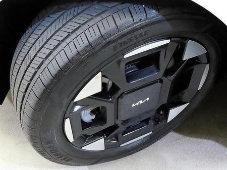Kia Carnival — photo 20