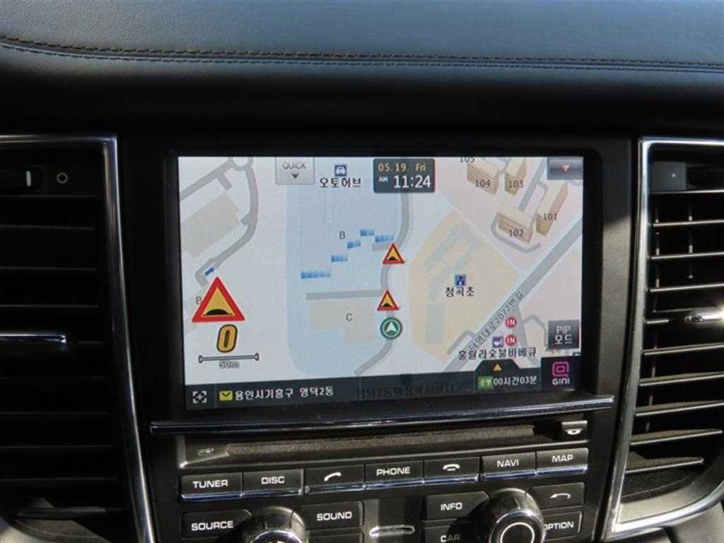Porsche Panamera — photo 08