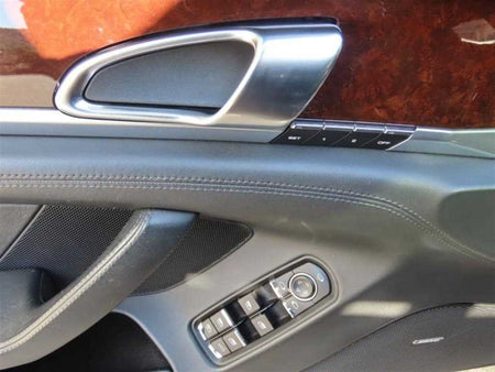 Porsche Panamera — photo 12