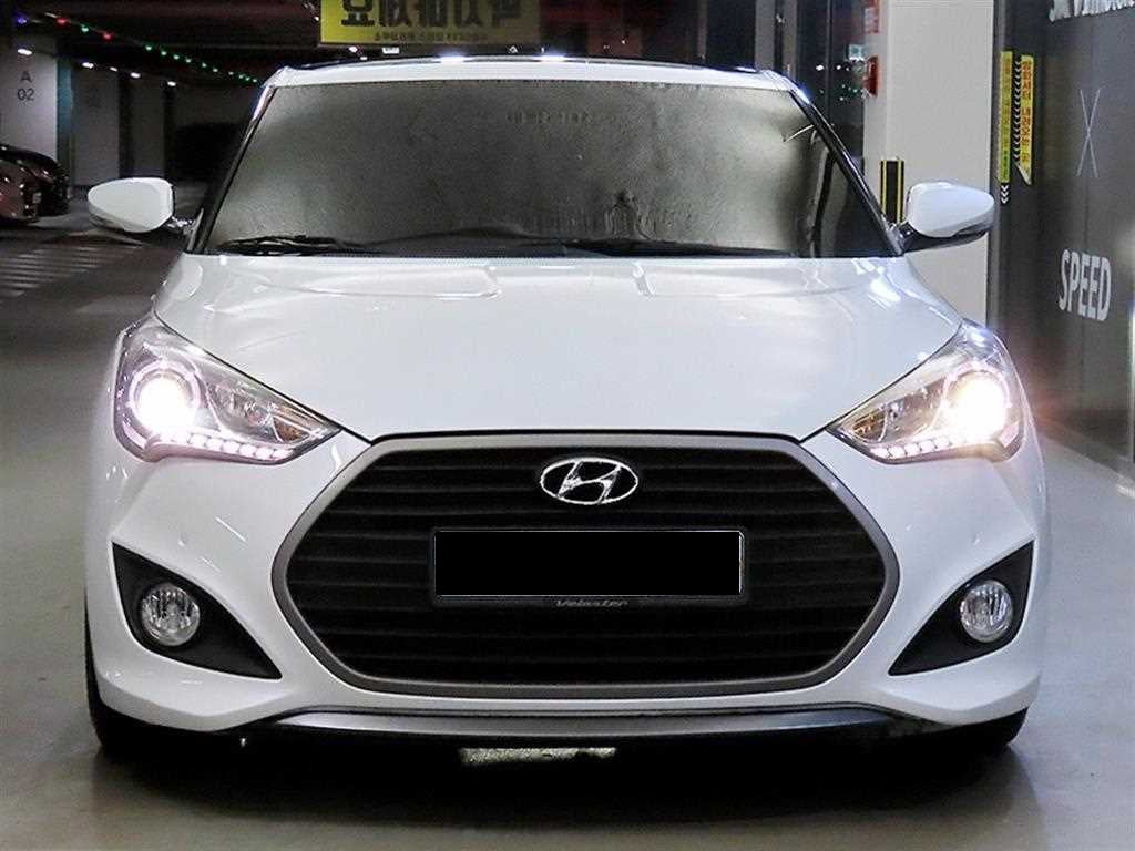 Hyundai Veloster — photo 02