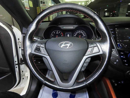 Hyundai Veloster — photo 08