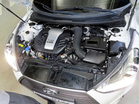 Hyundai Veloster — photo 19