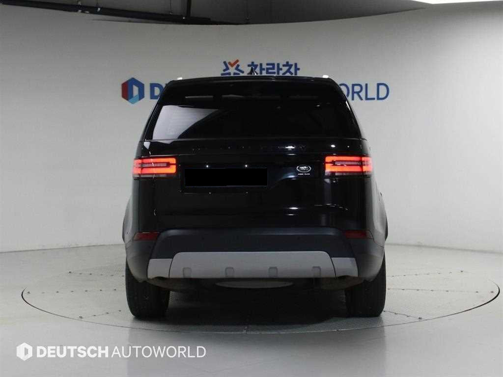 Land Rover Discovery — photo 04