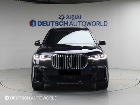 BMW X7 — photo 03