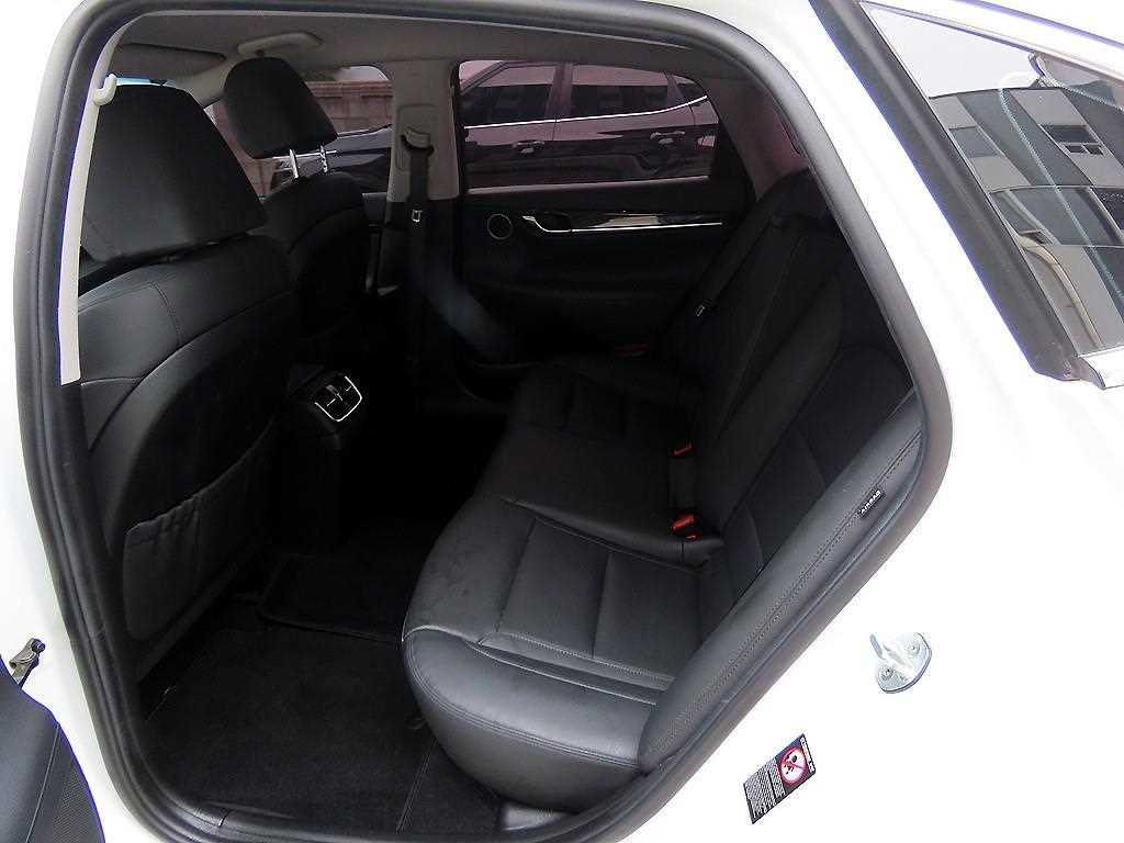 Hyundai Grandeur — photo 06