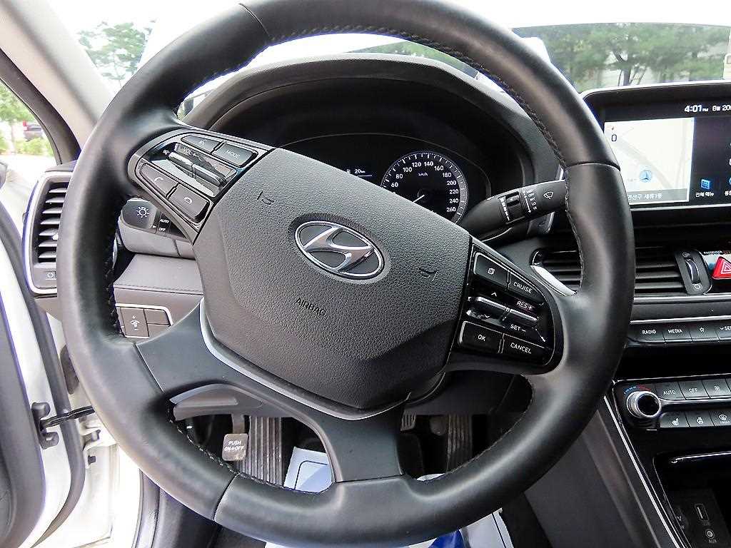 Hyundai Grandeur — photo 08
