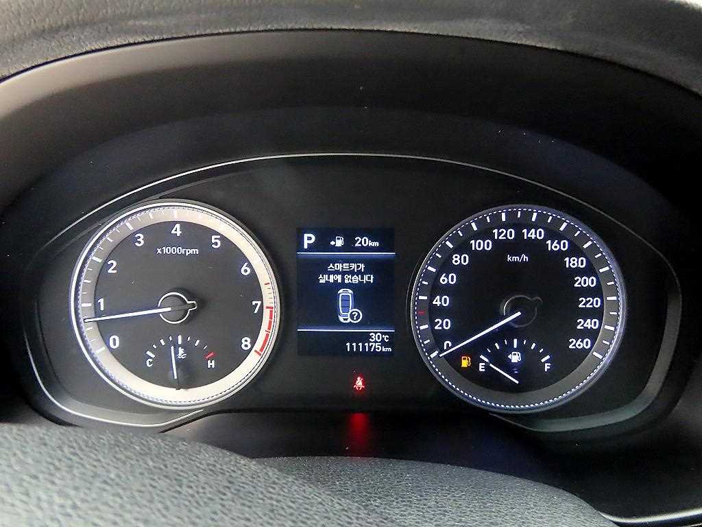 Hyundai Grandeur — photo 09