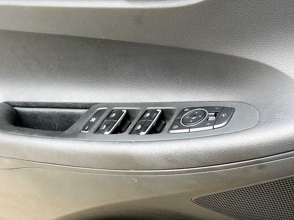Hyundai Grandeur — photo 11