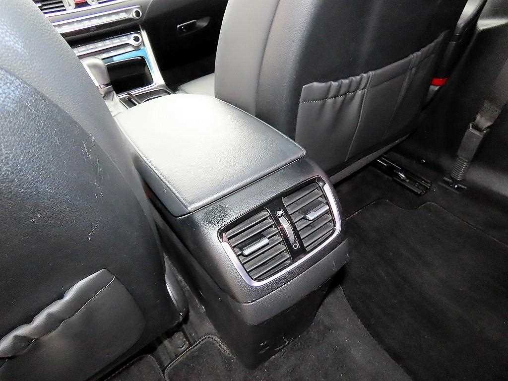 Hyundai Grandeur — photo 17