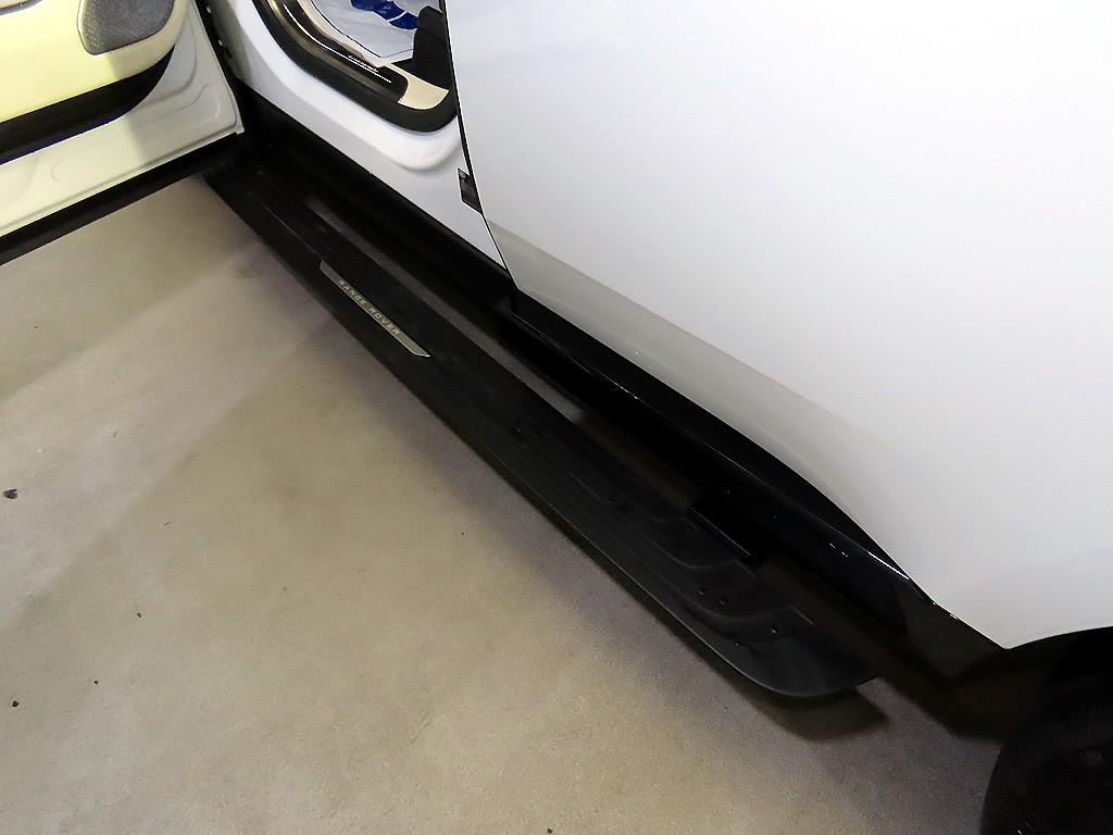 Land Rover Range Rover — photo 13