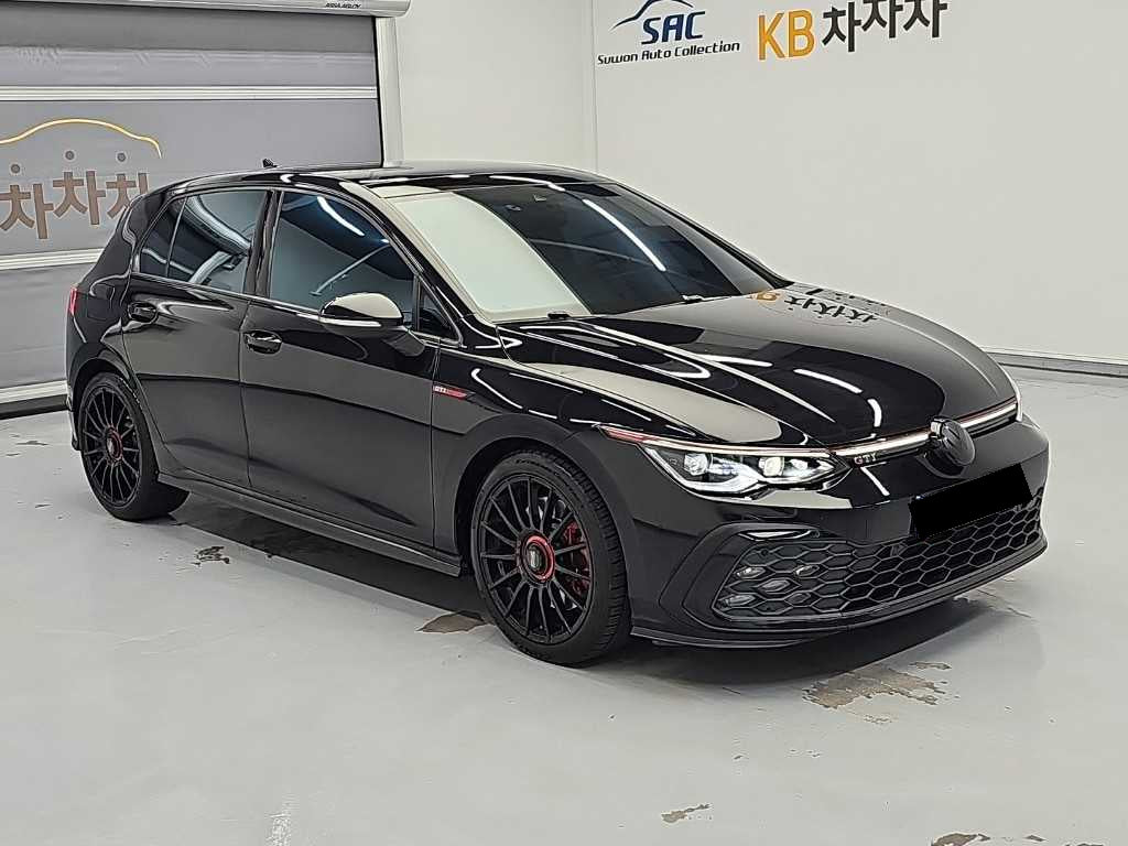 Volkswagen Golf — photo 04