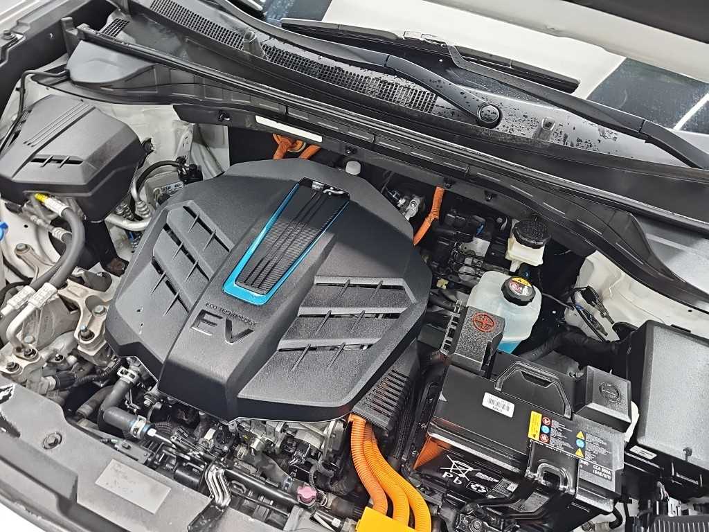 Kia Niro — photo 05