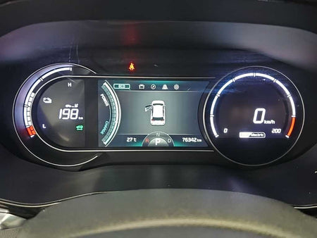 Kia Niro — photo 06