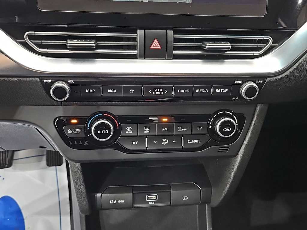Kia Niro — photo 10