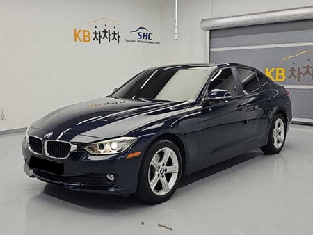 BMW 3-Series — photo 01