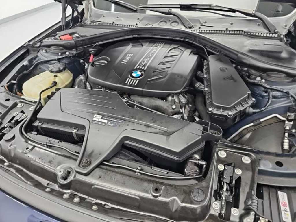 BMW 3-Series — photo 05