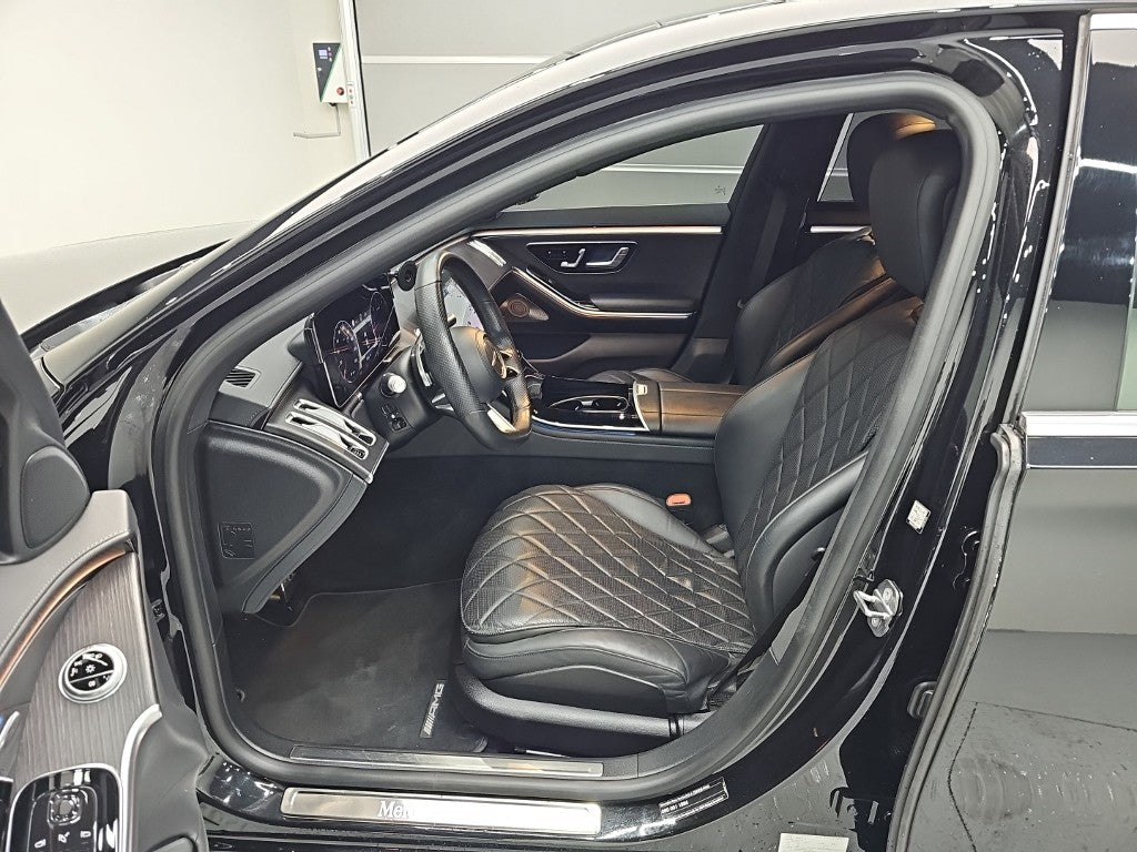 Mercedes-Benz S-Class — photo 11
