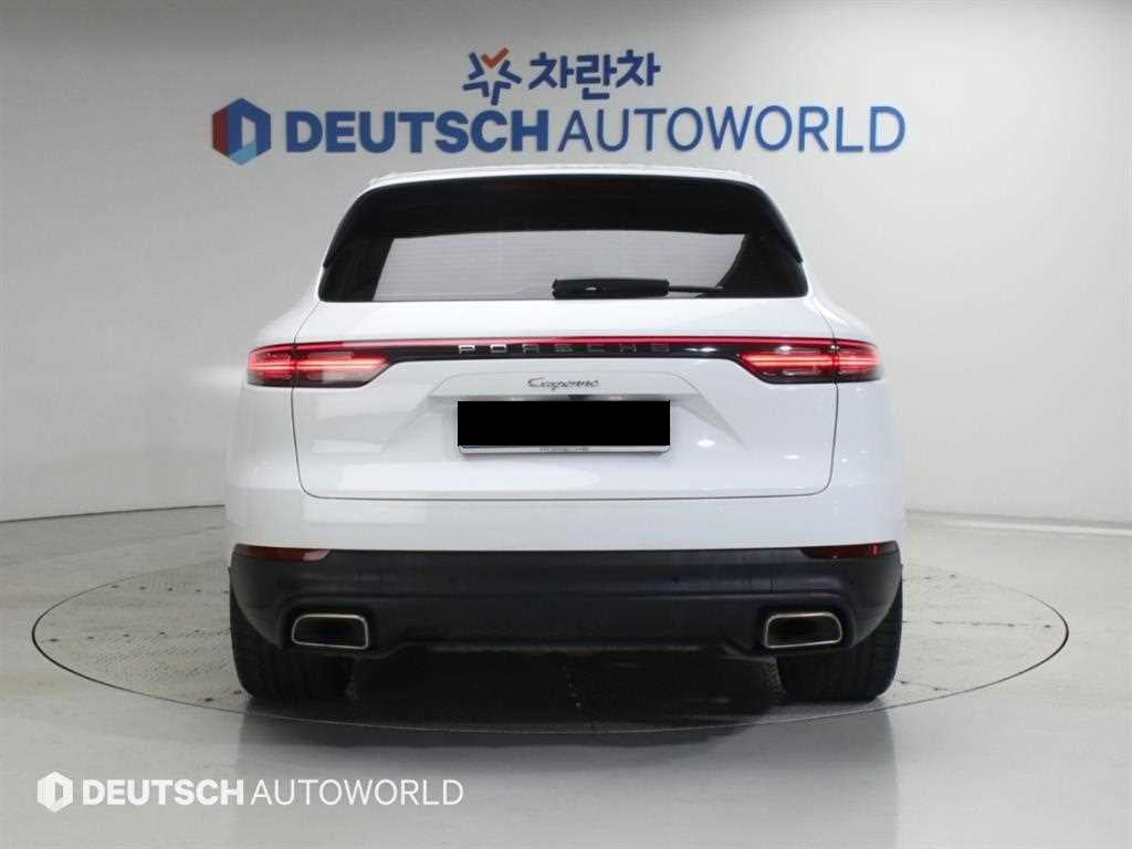 Porsche Cayenne — photo 05