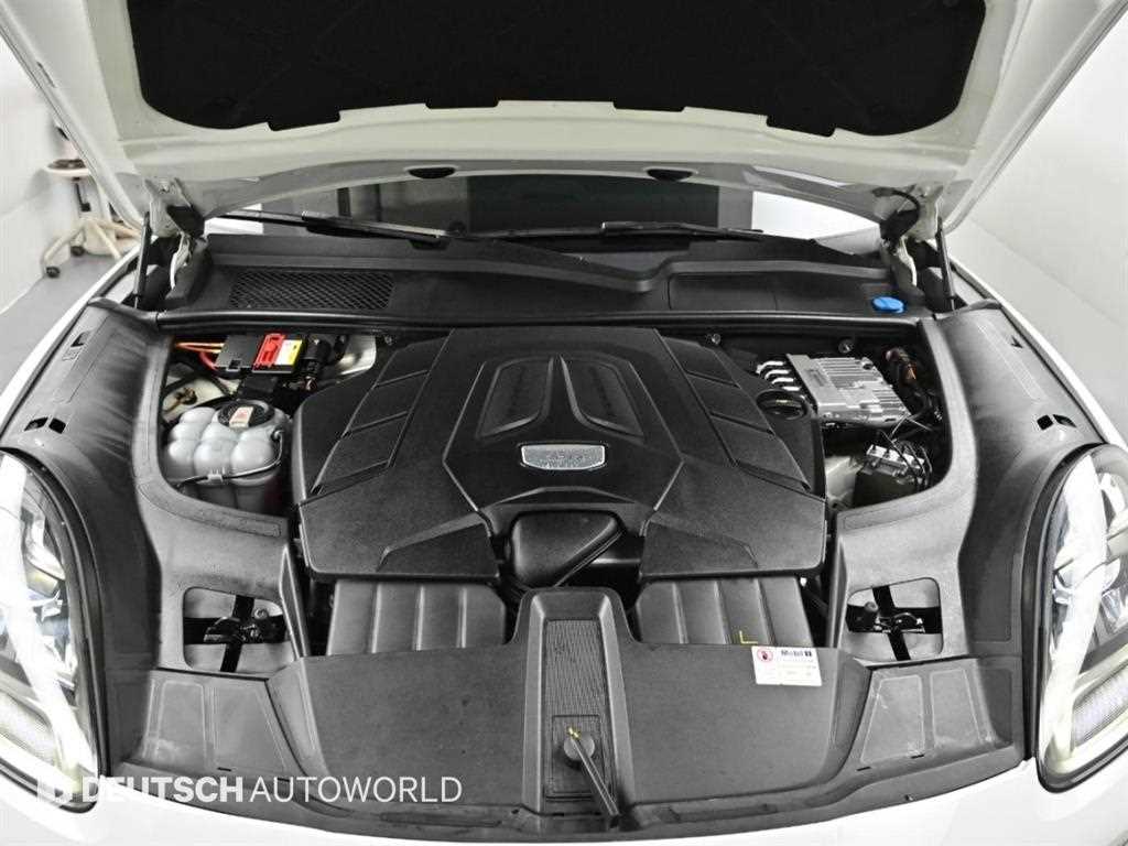 Porsche Cayenne — photo 07