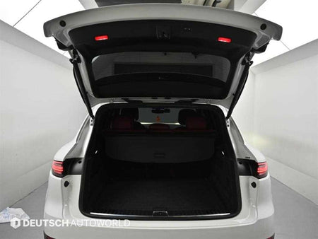 Porsche Cayenne — photo 20