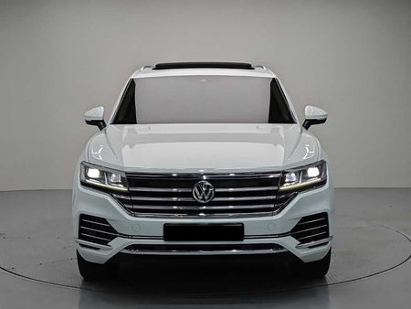 Volkswagen Touareg — photo 02