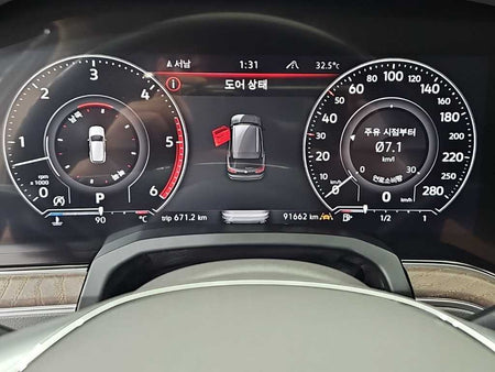 Volkswagen Touareg — photo 06