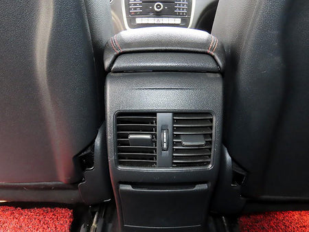 Mercedes-Benz CLA-Class — photo 16