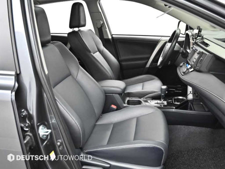 Toyota RAV4 — photo 10
