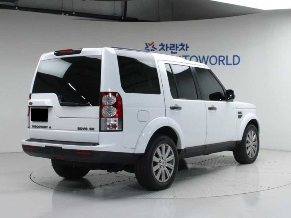 Land Rover Discovery — photo 02