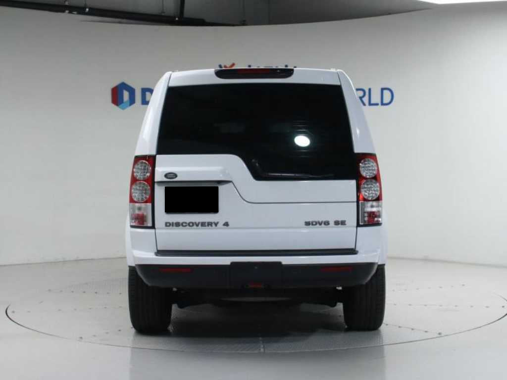 Land Rover Discovery — photo 04