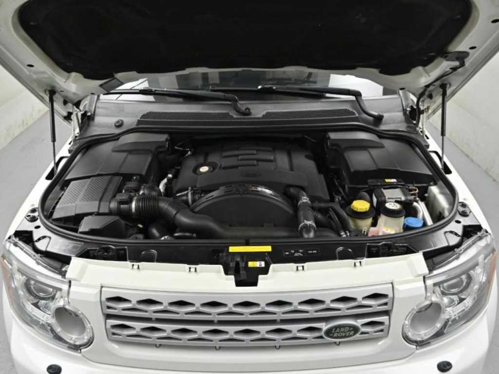 Land Rover Discovery — photo 06