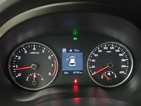 Kia Stonic — photo 06