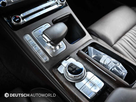 Genesis G90 — photo 09