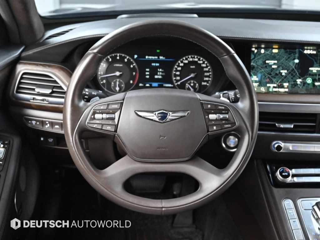 Genesis G90 — photo 13