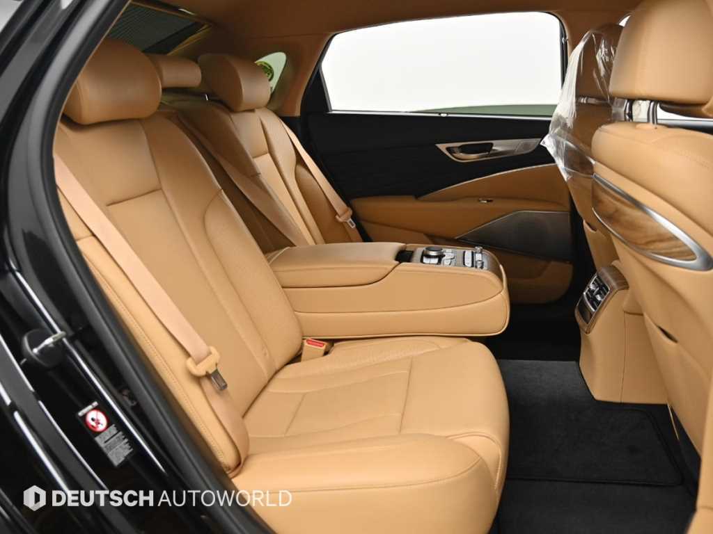 Kia K9 — photo 12