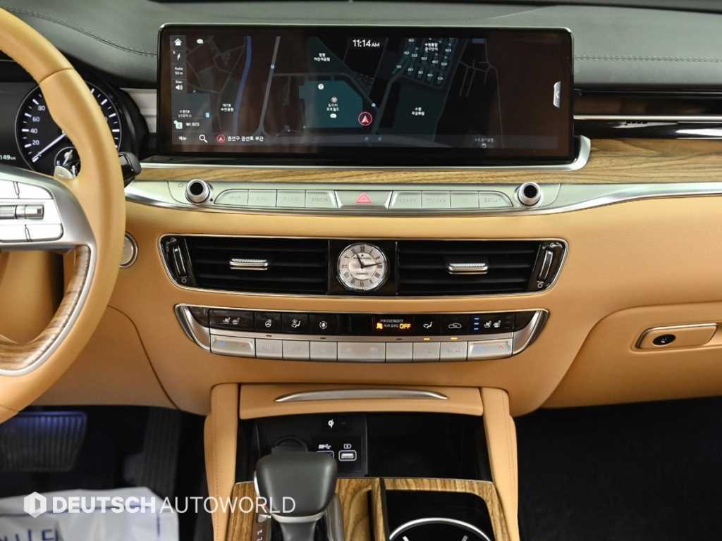 Kia K9 — photo 14
